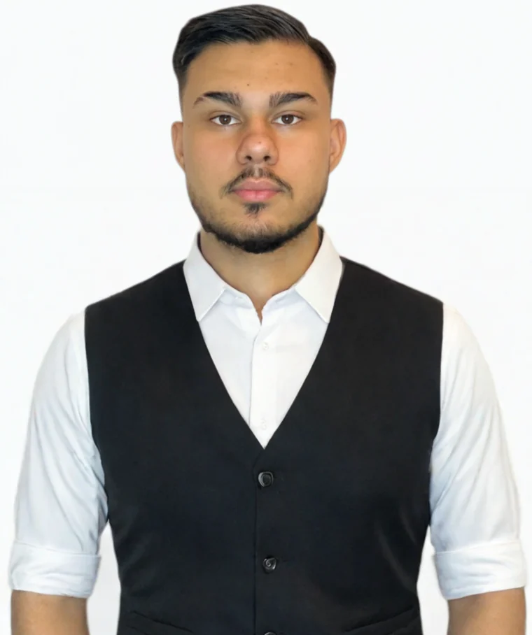 Daniel – Barber im Onkel Fade Barbershop Shopping City Seiersberg