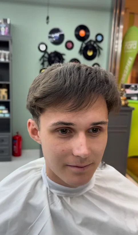 Vorher: Mid Fade Haarschnitt – Onkel Fade Barbershop Graz